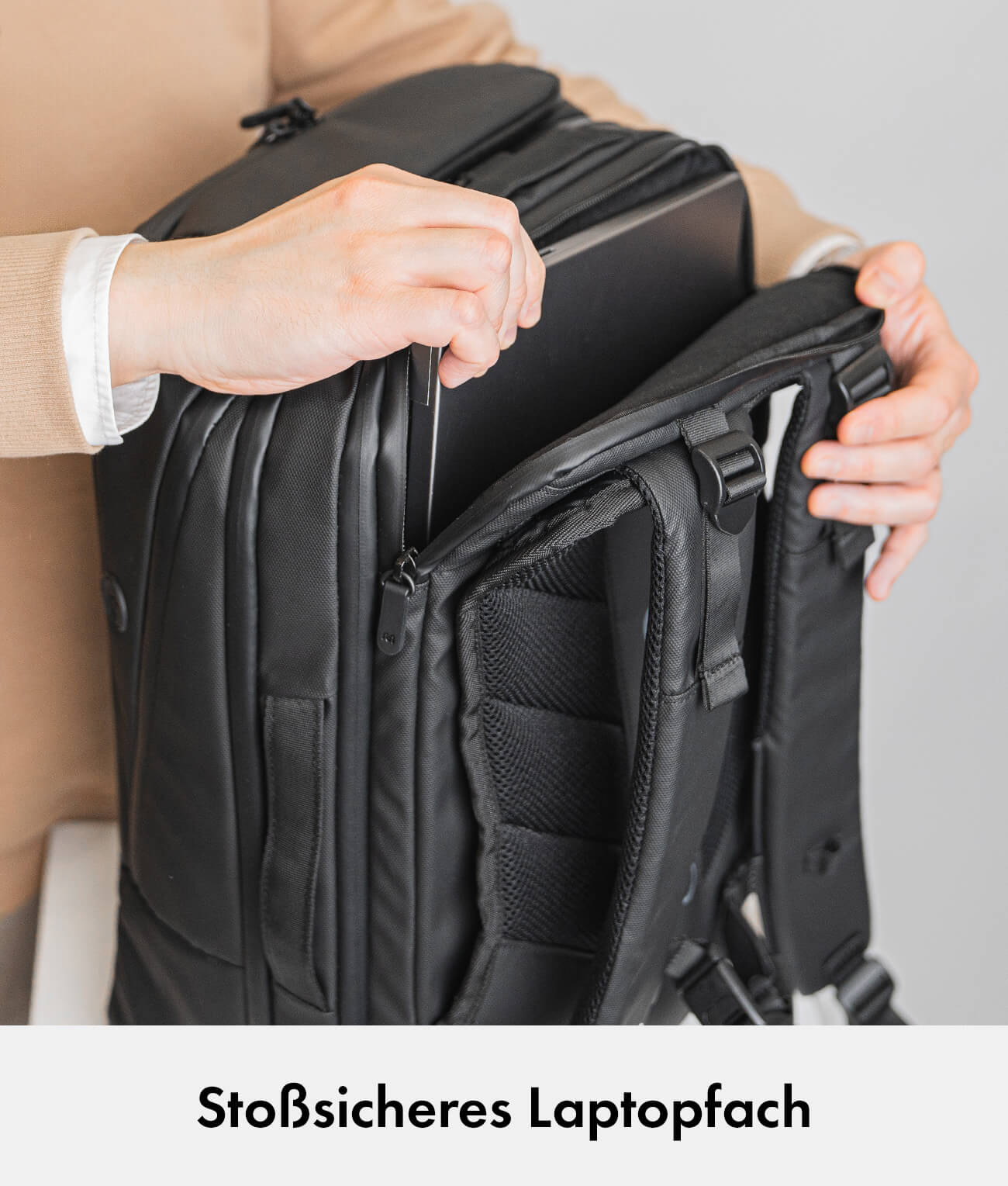 Pro Travel Bundle M – Travel Backpack Pro + Packing Cubes + Toiletry Bag